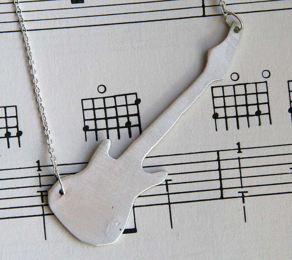403_guitar_1